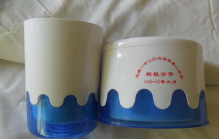 创意组合牙刷架 小商品中的大智慧，卫浴间里的美学革命